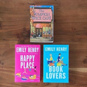 Rom Com 3 book bundle Emily Henry Happy Place, Book Lovers, Pumpkin Spice Cafe